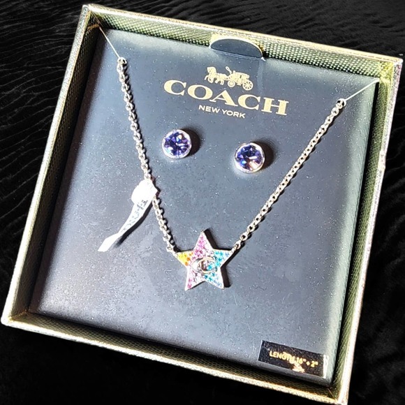 Coach‎ necklace and earring set - Picture 8 of 8